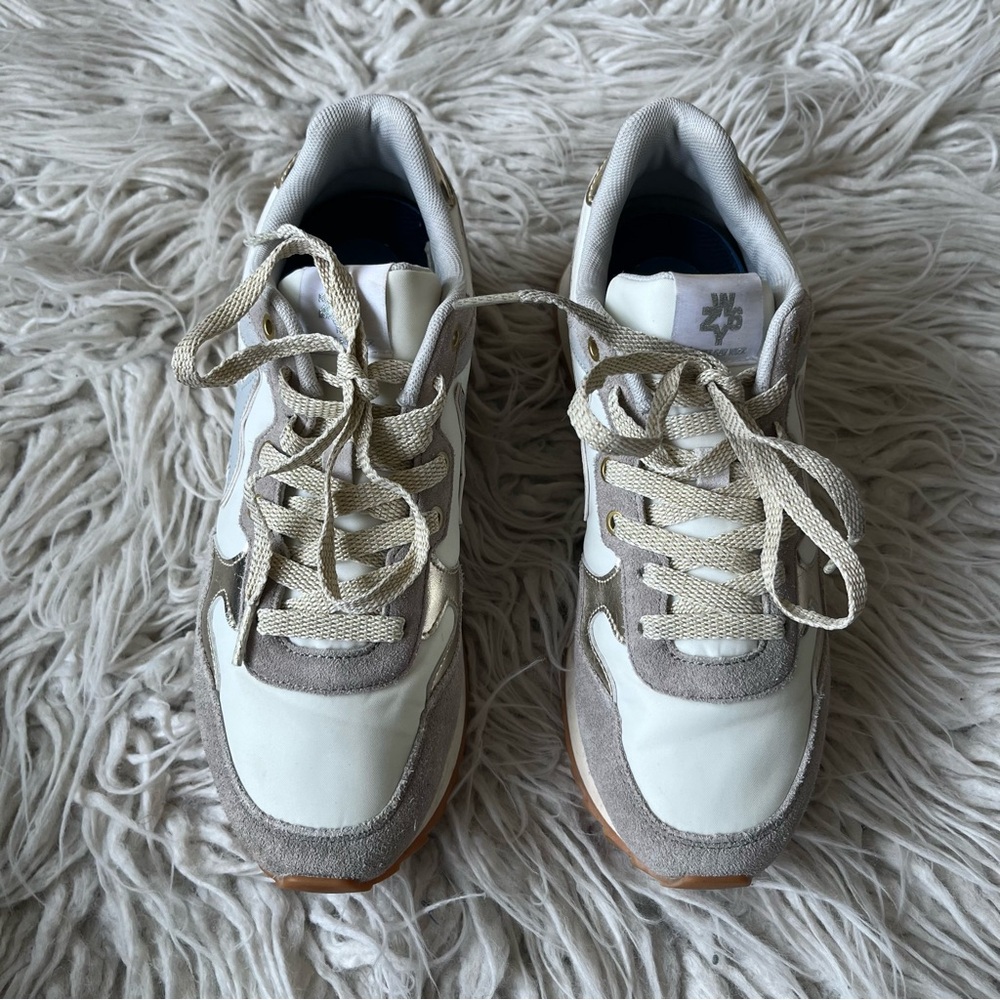 W6YZ Just Say Wizz Platform Metallic Silver Suede Low Top Lace Up Sneaker Sz 7.5 - Picture 3 of 10